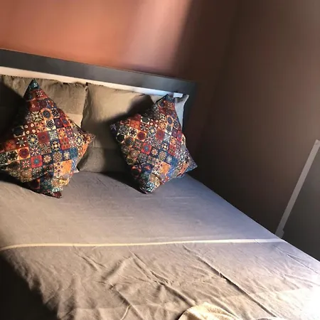 Esra Hostel *